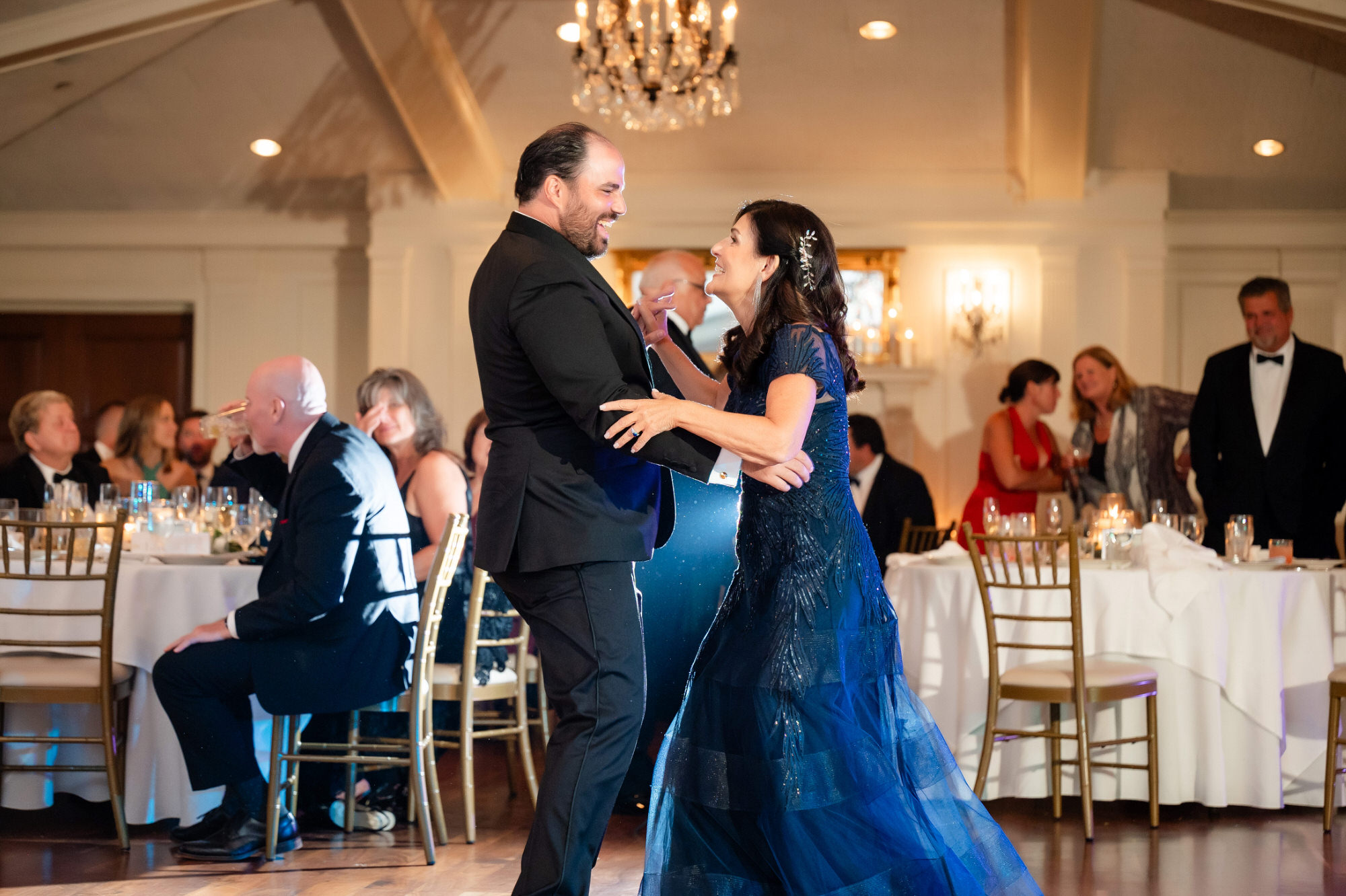 groom dance wedding reception oakmont country club • Portfolio