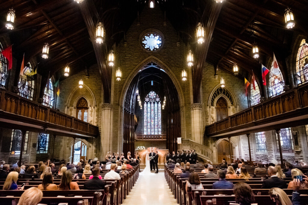 first presbyterian church wedding photos pittsburgh • First Presbyterian Church Downtown Pittsburgh: Beautiful Wedding Ceremonies