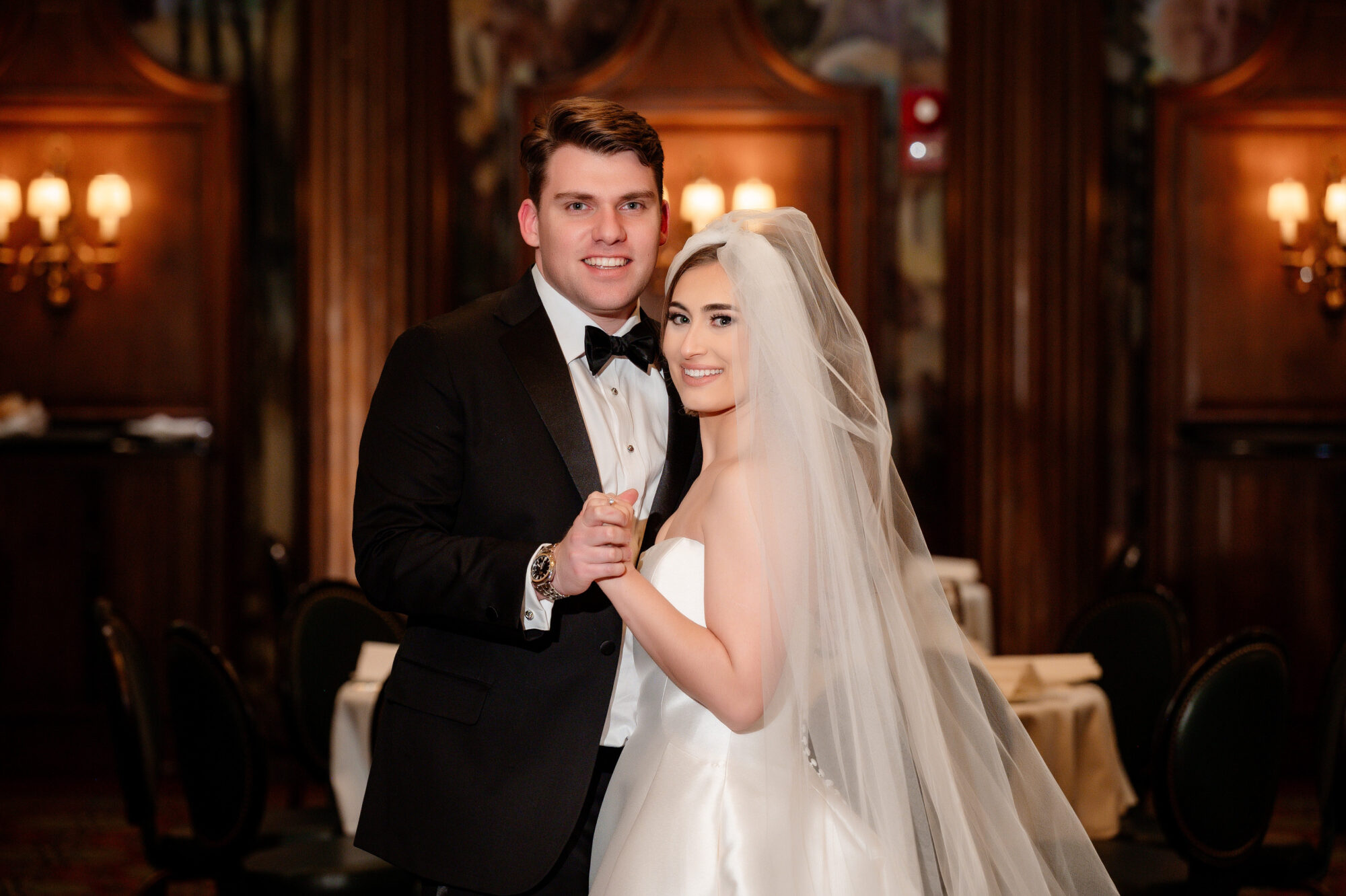 Duquesne Club wedding couple • Stunning Duquesne Club Wedding Photos - An Elegant Wintery January Pittsburgh Marriage