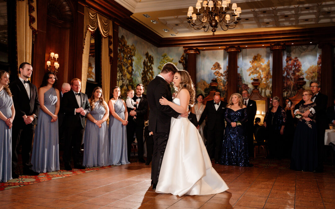 Stunning Duquesne Club Wedding Photos – An Elegant Wintery January Pittsburgh Marriage